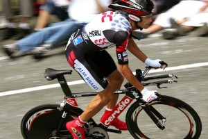 乐鱼体-快船进攻体系完善，球队整体更具威胁，快船队强不强